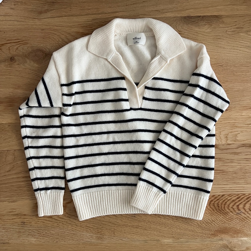 Aritzia Clara 100% Merino Wool Sweater